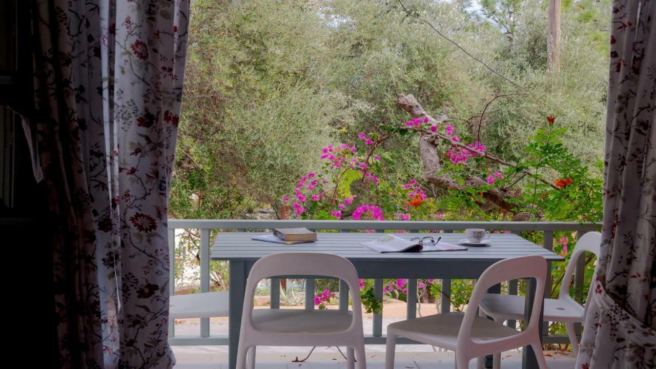 Mihaila Bungalows Spartià Buitenkant foto